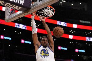 杜马斯：卢尼才29岁但他经验非常丰富 他很适合我们的更衣室