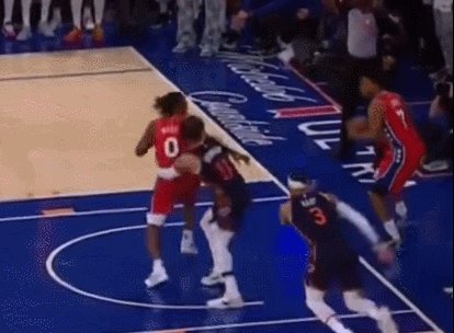 1713857904167020452.gif 1.gif