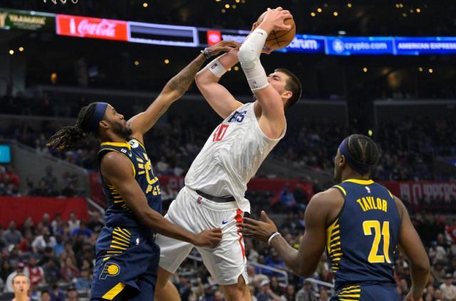 1669652680557021823.jpg ivica-zubac-pacers.jpg